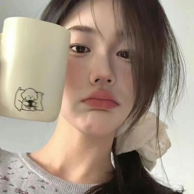 艳秘书 封面